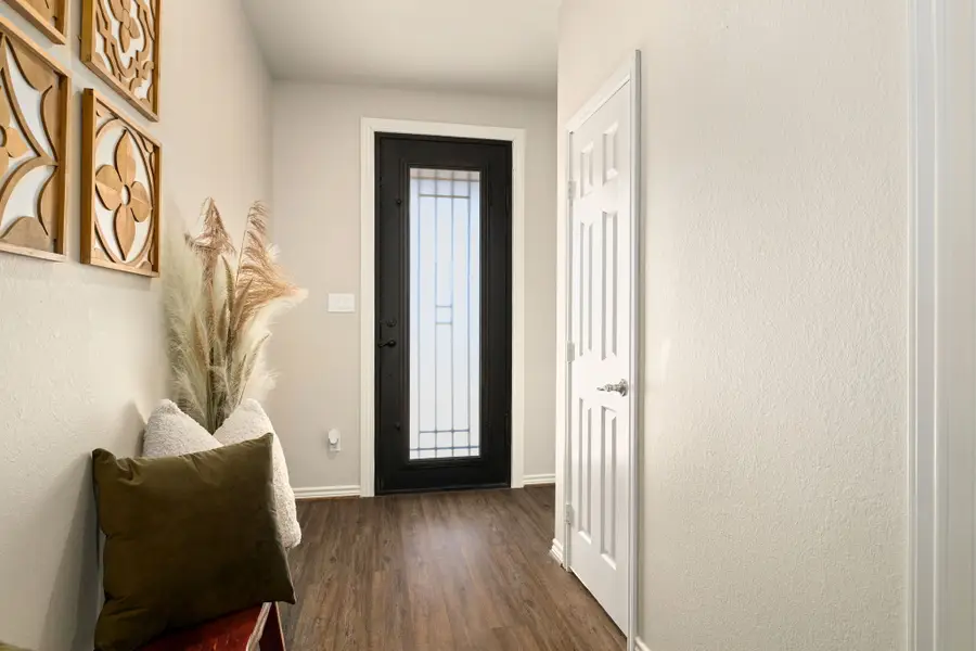 107 Fosters Branch Drive, Schulenburg, TX 78956 - Image #3