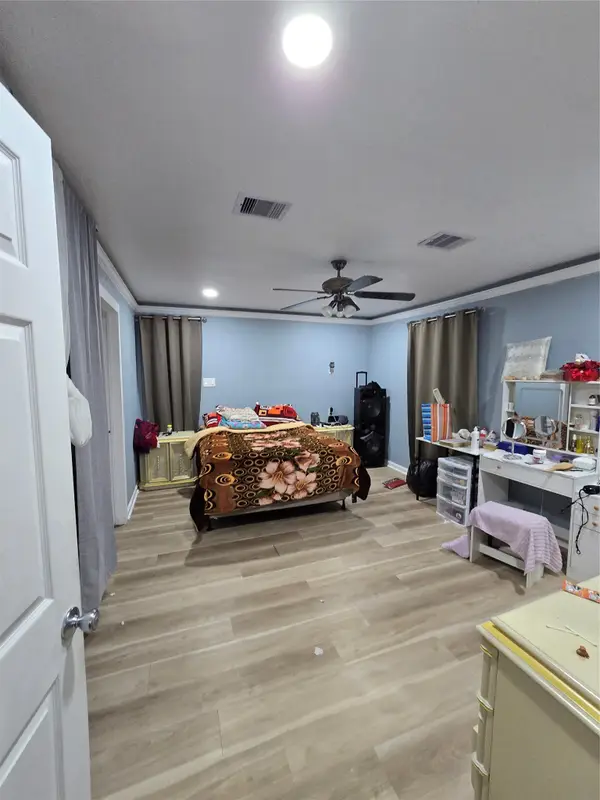 908 County Road 340, Cleveland, TX 77327