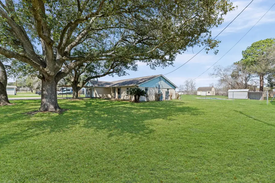 3082 County Road 536, Alvin, TX 77511 - #2