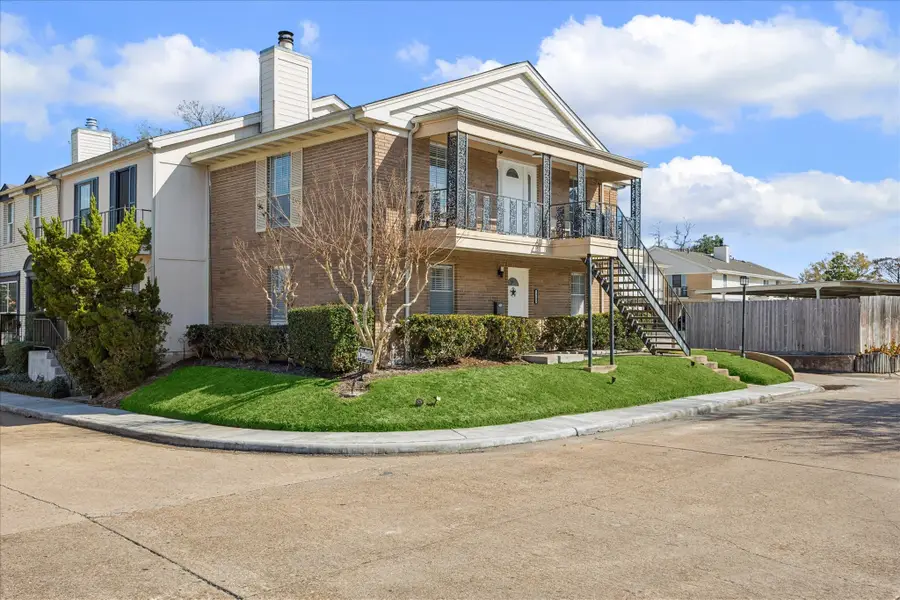 18109 Heritage Lane #8109, Houston, TX 77058 - Image #3