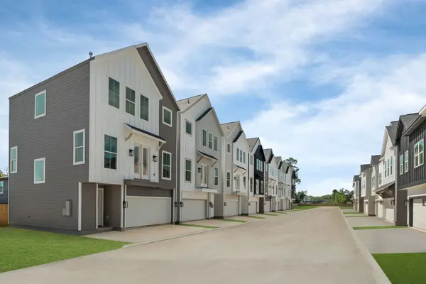 5834 Highland Sun Lane, Houston, TX 77091