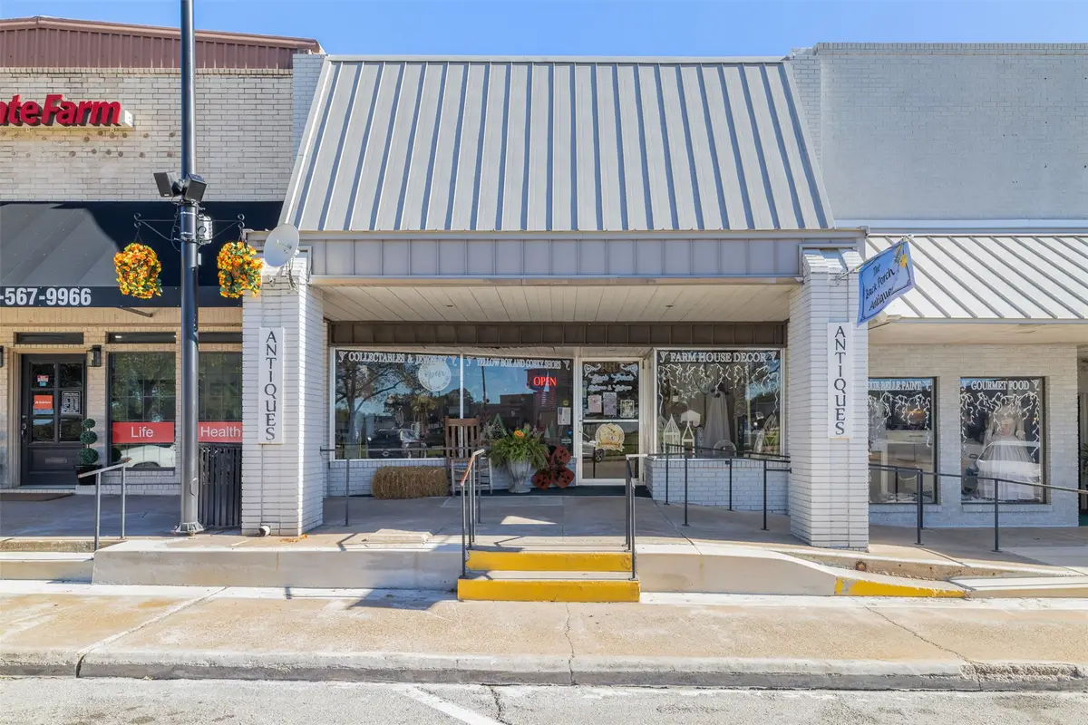 123 W Buck Street, Caldwell, TX 77836 - Image #1