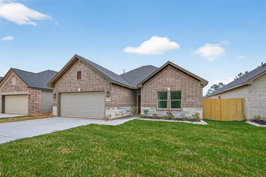 1107 Lyle W Avenue, Cleveland, TX 77327 - #2