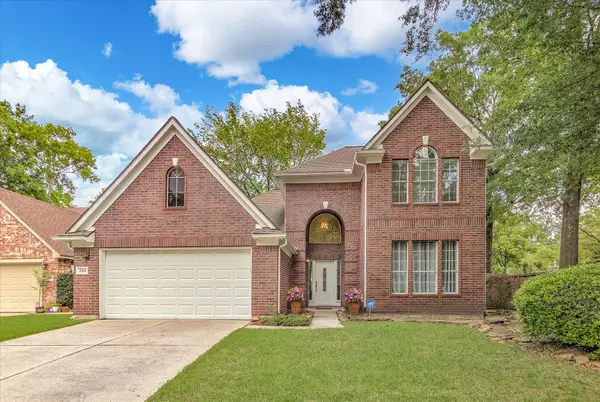 2414 Mills Creek Drive, Kingwood, TX 77339