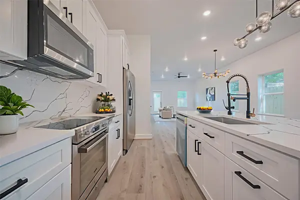 6747 Liverpool Street, Houston, TX 77021
