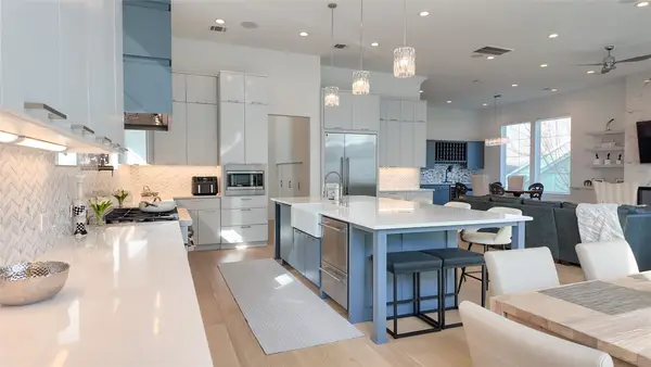 4303 Dorothy Street, Bellaire, TX 77401