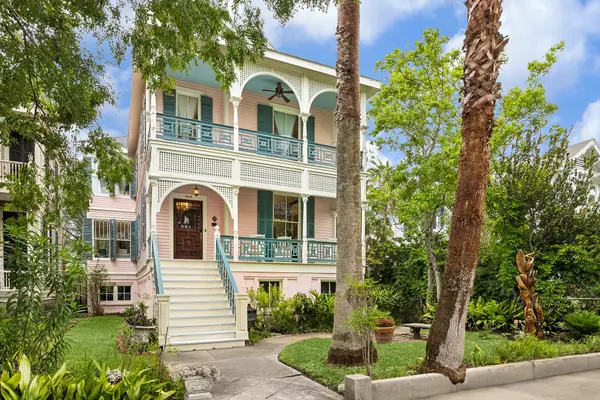 1512 Ball, Galveston, TX 77550