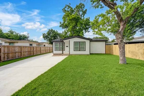 6923 Keller Street, Houston, TX 77087