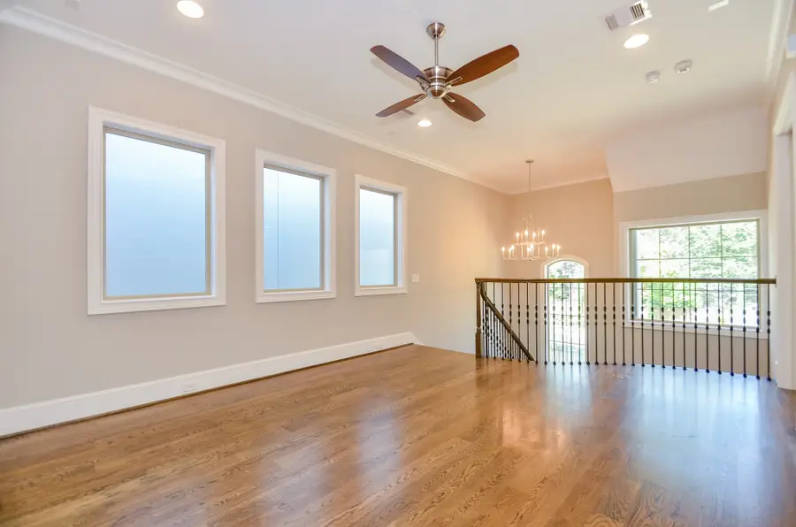 10207 Preston Crest Drive, Houston, TX 77042 - #3