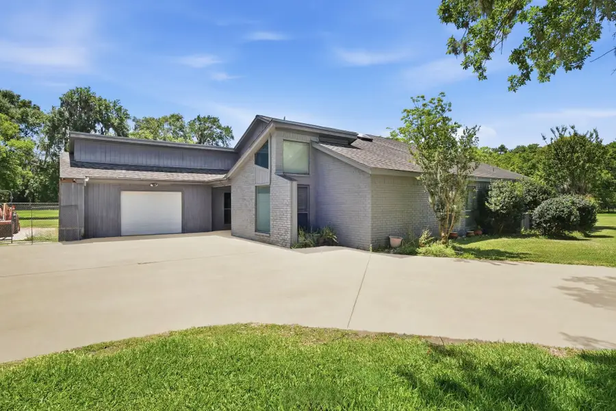 151 Tweedy Lane, Sweeny, TX 77480 - #2