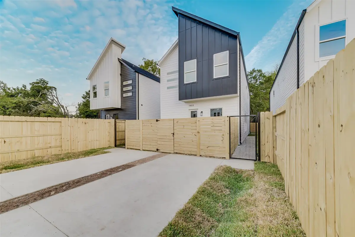 2118 Creston Drive #A/B, Houston, TX 77026 - #1