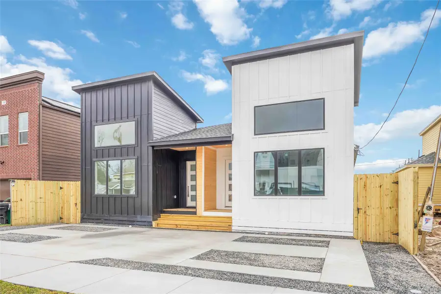 422 E 41 Street, Houston, TX 77022 - Image #2