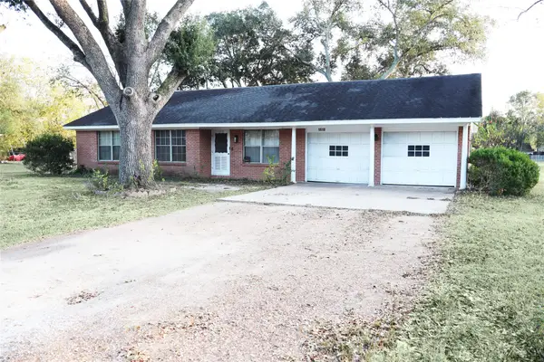 1618 Bernie Avenue, Rosenberg, TX 77471