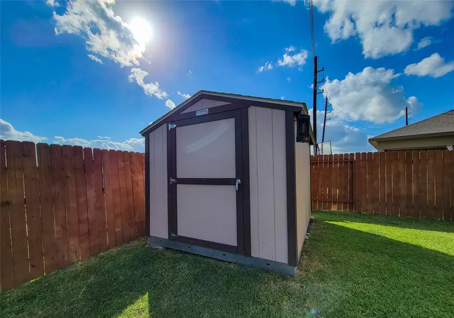 610 Autumn Flats Way, Rosharon, TX 77583 - #3