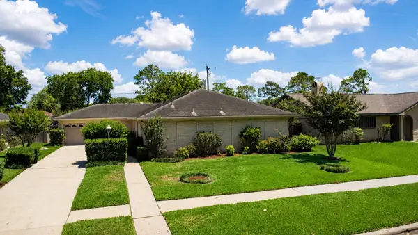 9106 Willow Meadow Drive, Houston, TX 77031