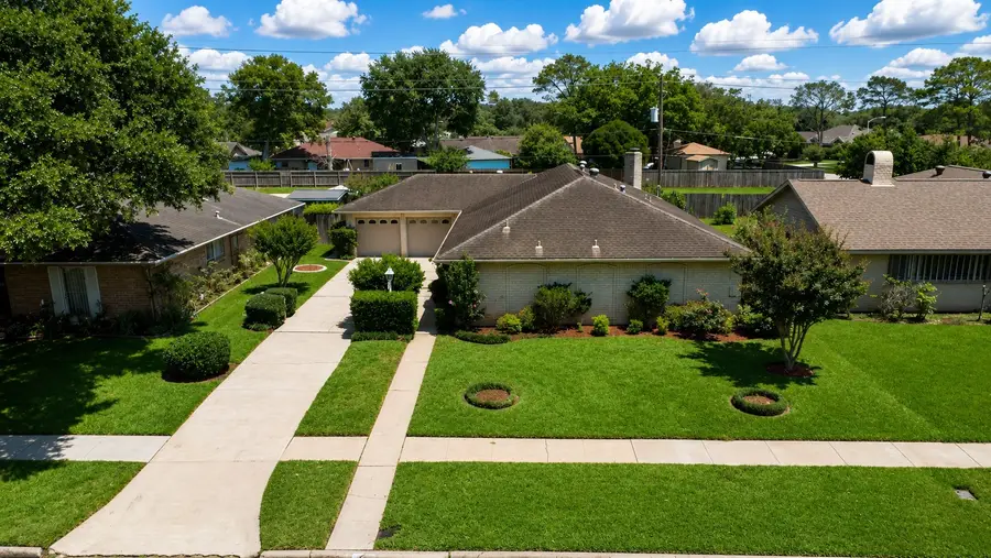 9106 Willow Meadow Drive, Houston, TX 77031 - #2