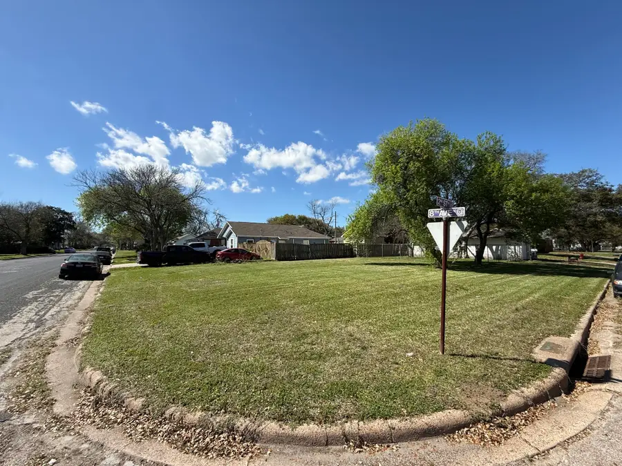 204 8th Avenue N, Texas City, TX 77590 - #3