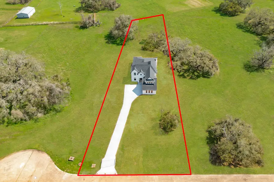 1737 Flintlock Court, Angleton, TX 77515 - #3