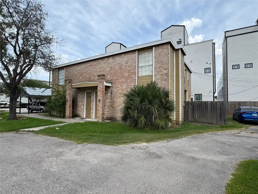 5621 Val Verde Street, Houston, TX 77057 - #3