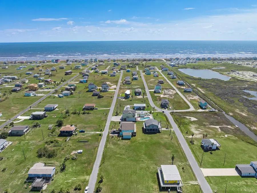 3922 5th Street, Galveston, TX 77554 - #2