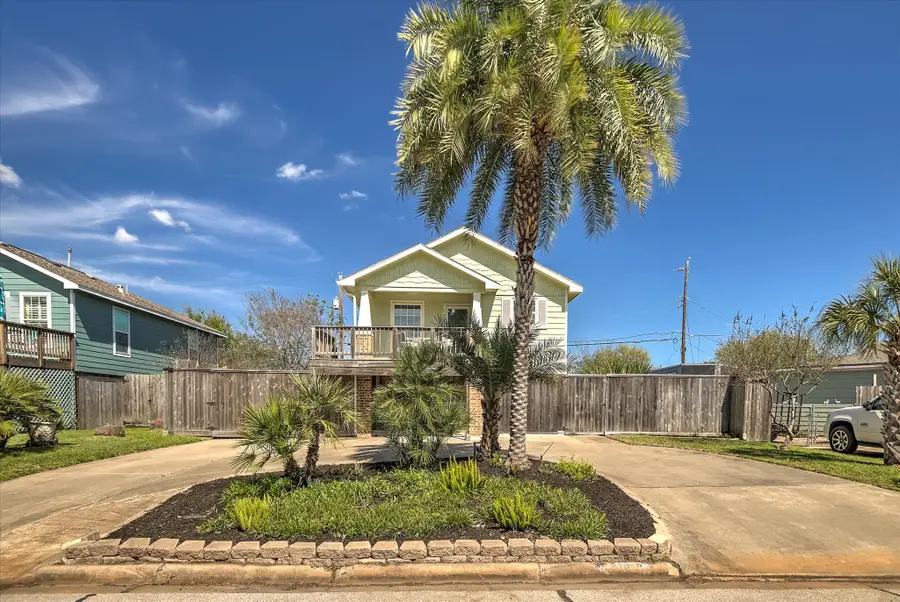 1618 Bayou Shore Drive, Galveston, TX 77551 - #2