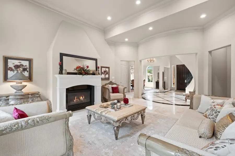 16 Grand Mnr, Sugar Land, TX 77479 - #2