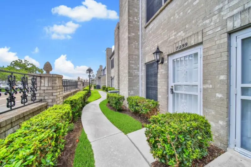 7299 Regency Square Court #7299, Houston, TX 77036 - #1