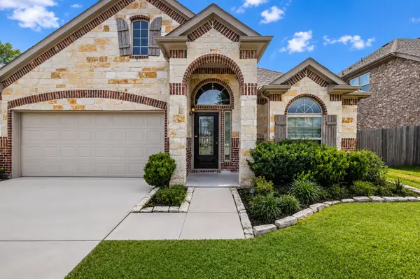 9811 Camellia Gardens Drive, Richmond, TX 77407