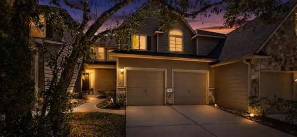 14 Valley Oaks Circle, The Woodlands, TX 77382