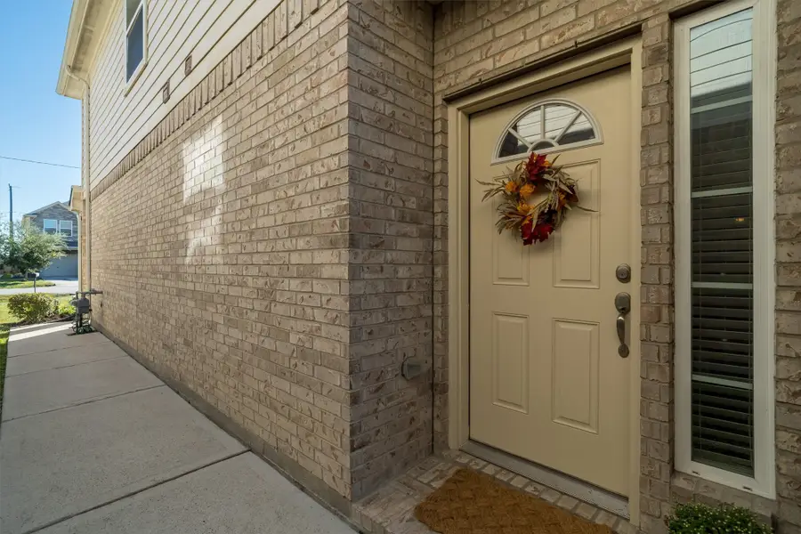 523 N 1st Street, La Porte, TX 77571 - Image #2