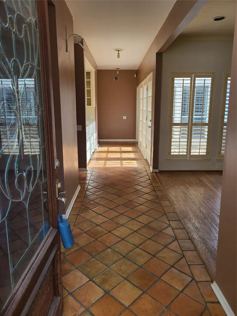 2127 Jamara Lane, Houston, TX 77077 - Image #2