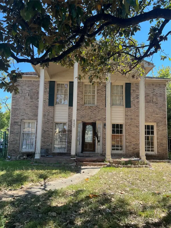 5121 Grantwood Street, Houston, TX 77004