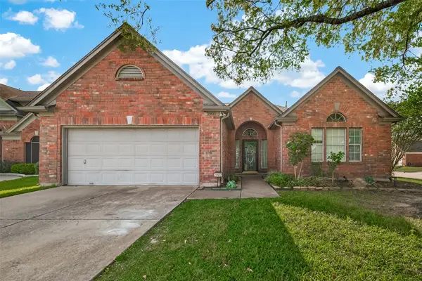 2902 Julie Ann Drive, Pearland, TX 77584