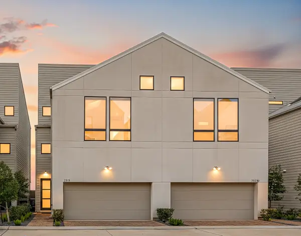 2819 Decker Place, Houston, TX 77003