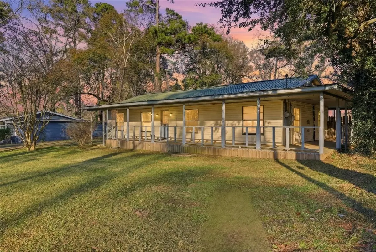 1370 2nd Street, Vidor, TX 77662 - #1