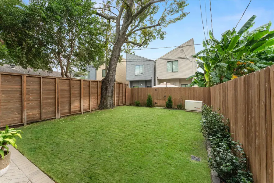 836 E 24th Street, Houston, TX 77009 - #2