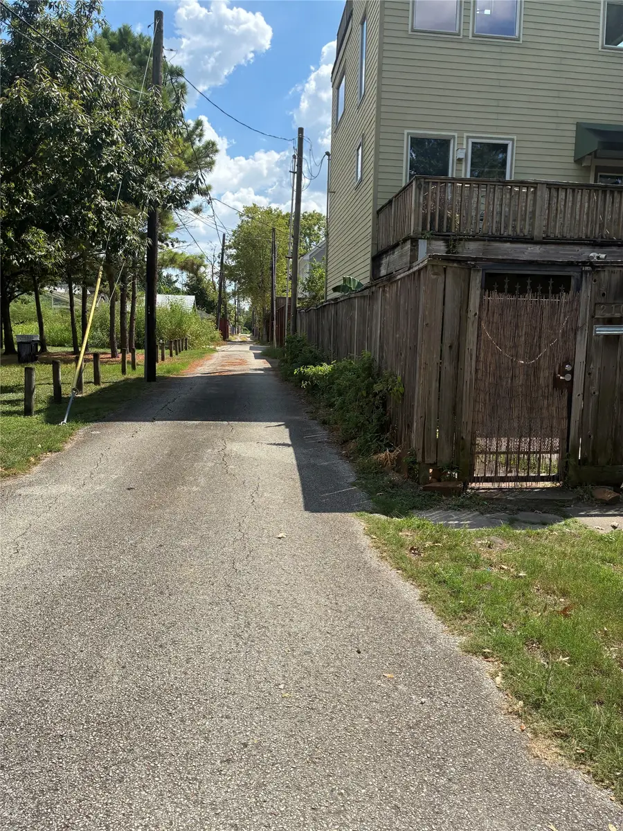 1143 Yale Street, Houston, TX 77008 - #3