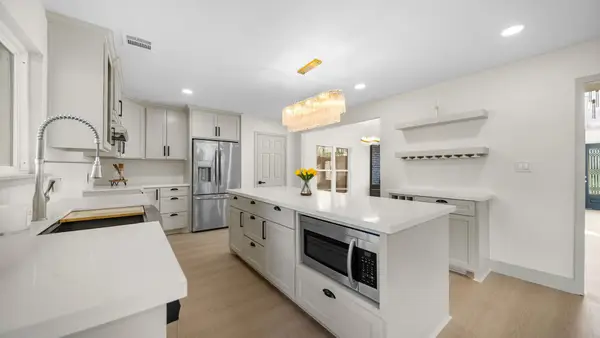 251 Holyhead Drive, Houston, TX 77015