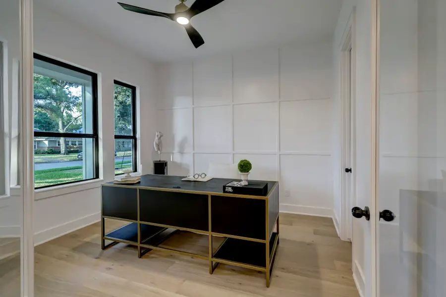 1527 Hewitt Drive, Houston, TX 77018 - Image #3