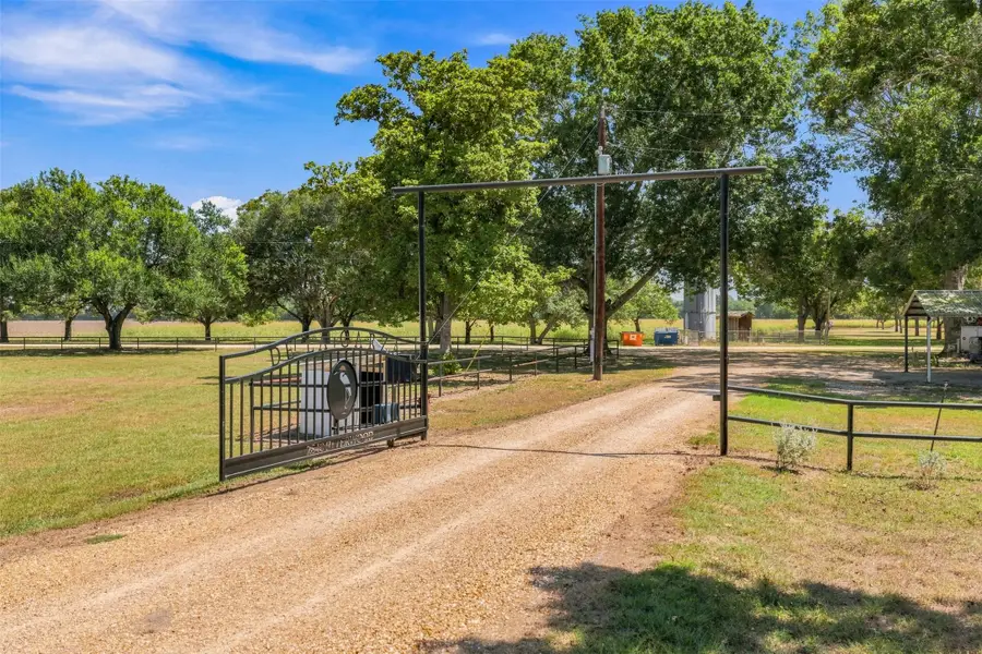 2840 Riverwood Road, Gonzales, TX 78629 - #3