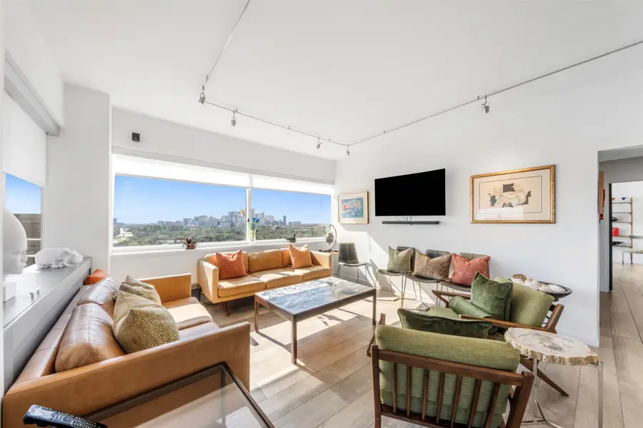 5000 Montrose Boulevard #13F, Houston, TX 77006 - Image #2