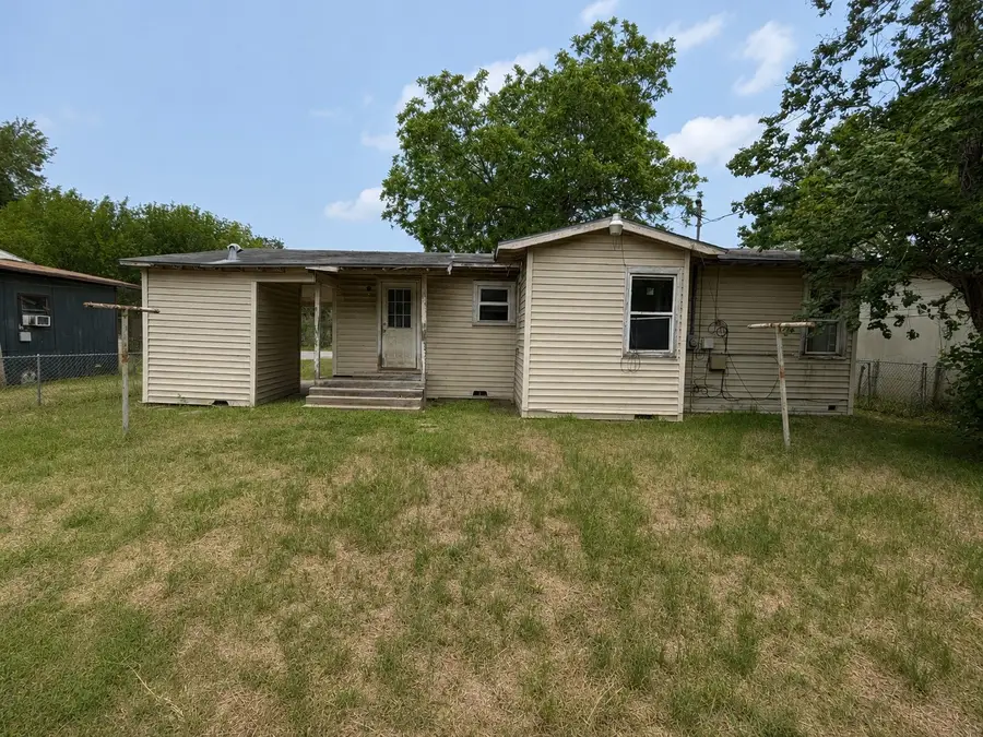 221 Charlotte Drive, Port Lavaca, TX 77979 - #2