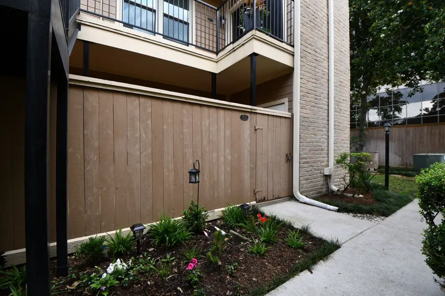 720 Bering Drive #169, Houston, TX 77057 - #2