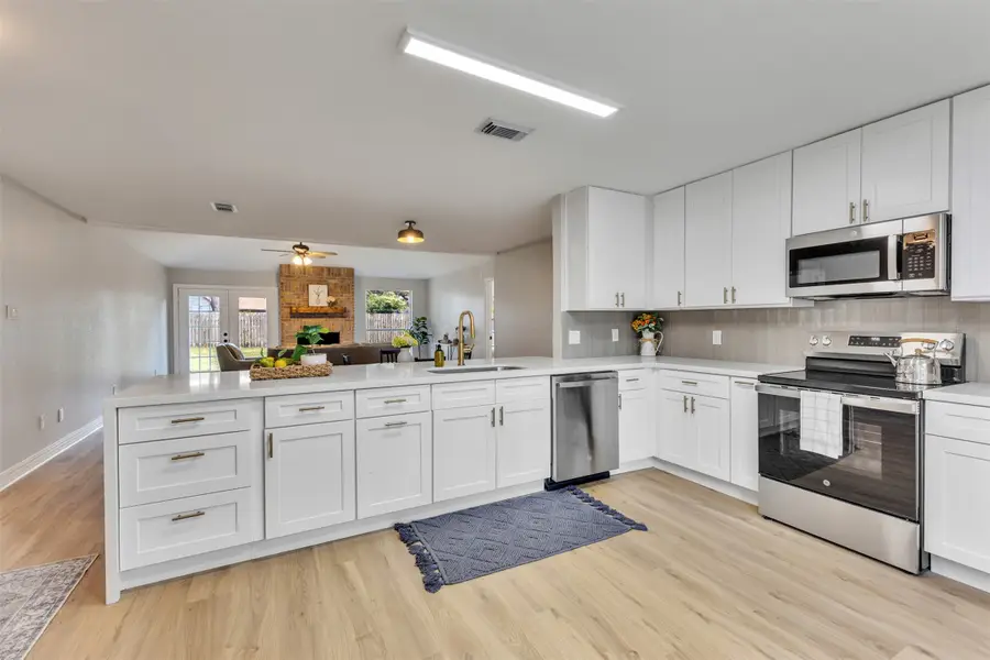 2811 Sugar Wood Drive, League City, TX 77573 - #2