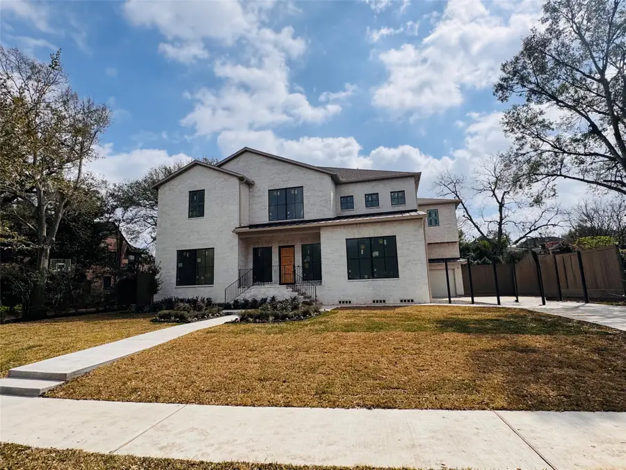 2341 Maroneal St, Houston, TX 77030 - #2