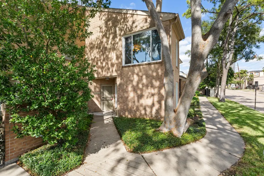 1928 Augusta Drive, Houston, TX 77057 - Image #2