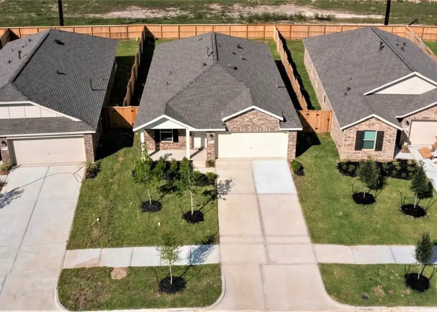 9206 Harvest Steel Drive, Baytown, TX 77521 - #2