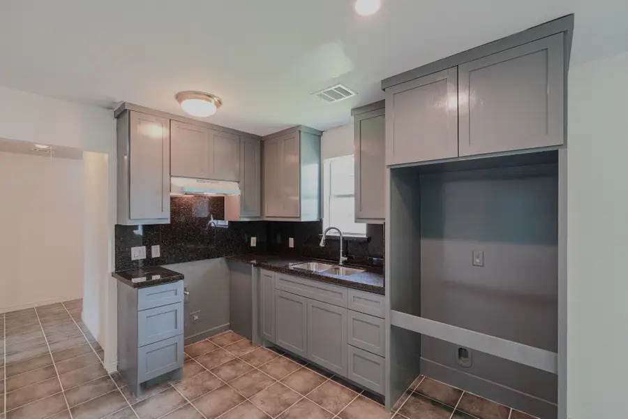 2407 Russell Street, Houston, TX 77026 - #3