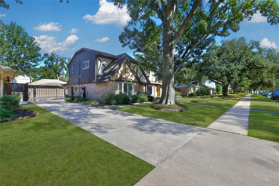 1012 Candlelight Lane, Houston, TX 77018 - Image #3