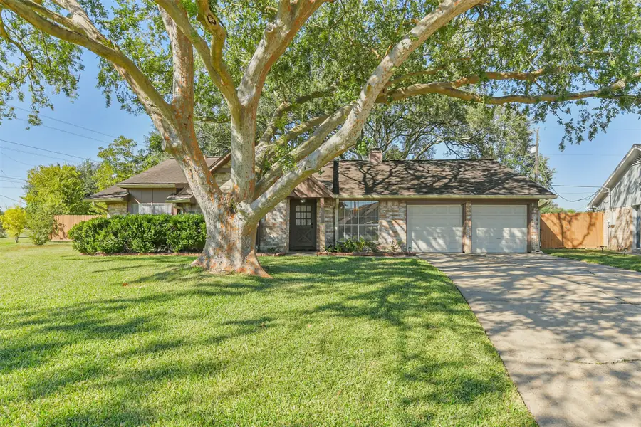1509 Newport Boulevard, League City, TX 77573 - Image #3